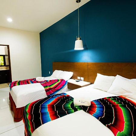 Hotel Mariachi By Kavia 5Th Av Плая дел Кармен Екстериор снимка